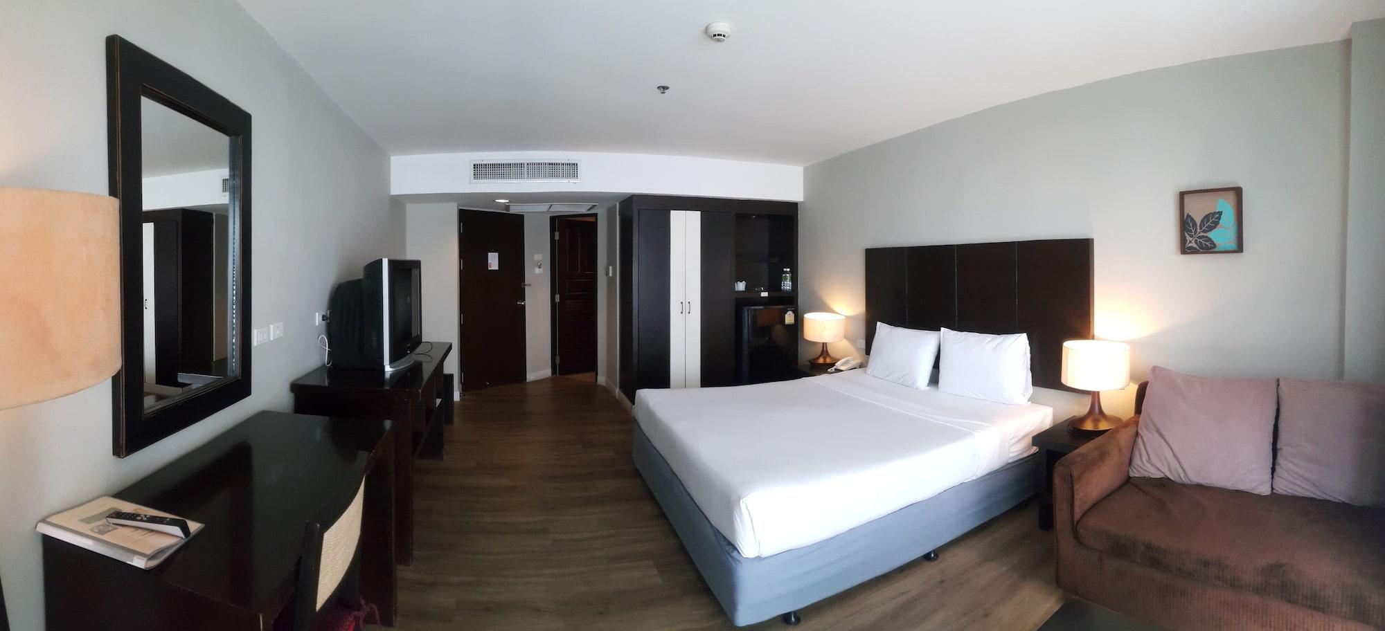 Summer Spring Hotel Pattaya Esterno foto