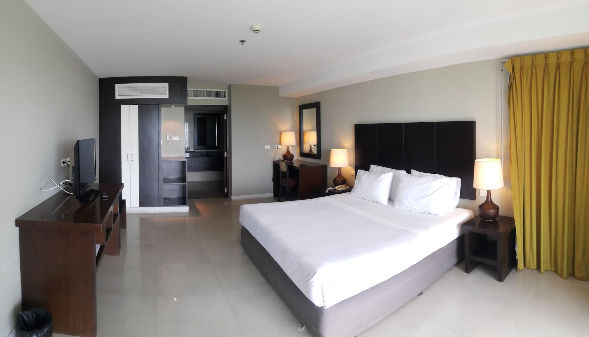 Summer Spring Hotel Pattaya Esterno foto