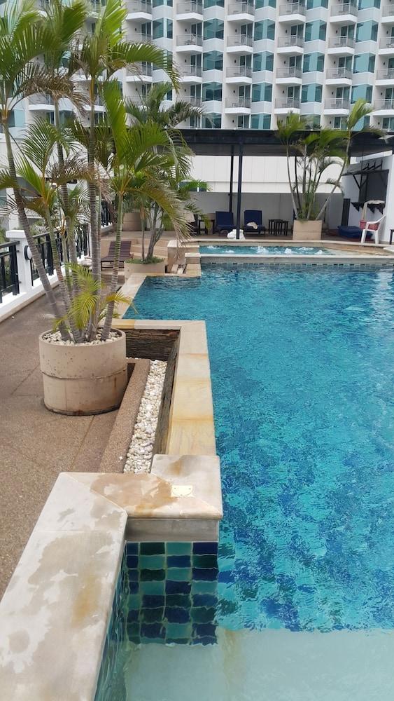 Summer Spring Hotel Pattaya Esterno foto